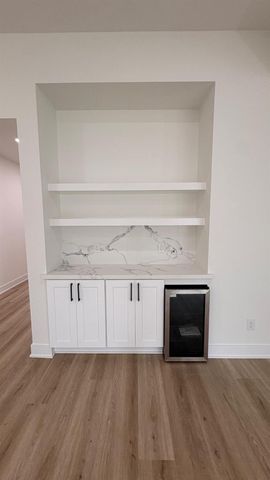 403 Arizona Street, La Porte, TX 77571