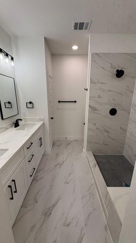 403 Arizona Street, La Porte, TX 77571