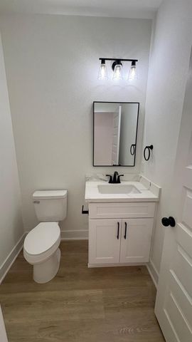 403 Arizona Street, La Porte, TX 77571