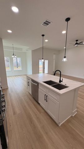 403 Arizona Street, La Porte, TX 77571