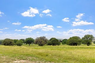 4214 E Comanche Trace Dr # 2, Kerrville, TX 78028