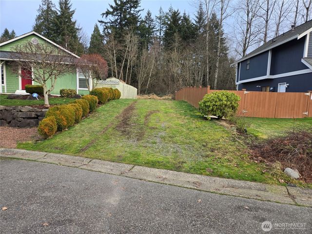 137 XX SE 202nd Place, Kent, WA 98042
