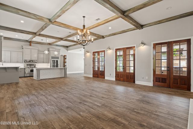 25 Sunset Hill, Hattiesburg, MS 39402