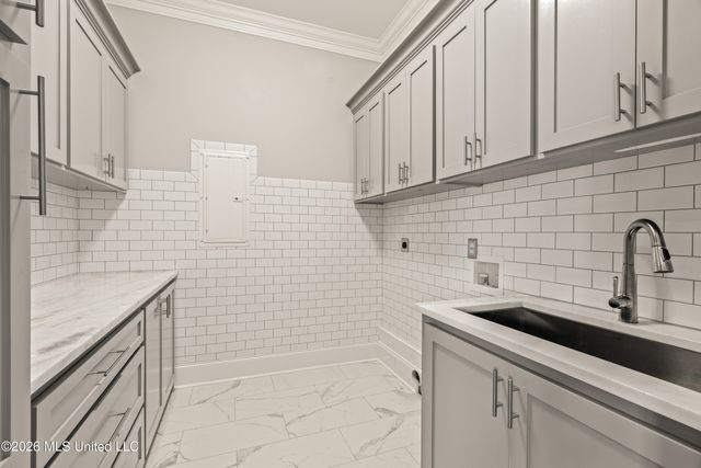 25 Sunset Hill, Hattiesburg, MS 39402