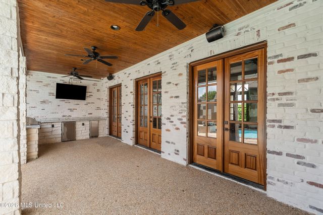 25 Sunset Hill, Hattiesburg, MS 39402