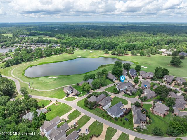 25 Sunset Hill, Hattiesburg, MS 39402