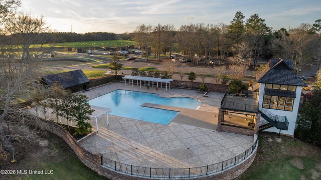 25 Sunset Hill, Hattiesburg, MS 39402