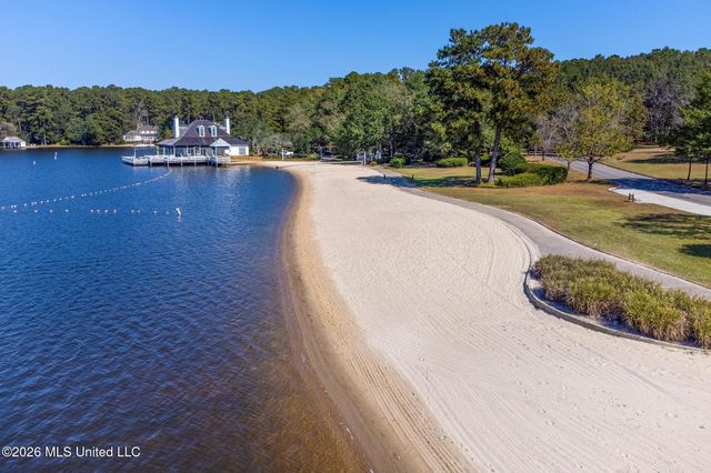 25 Sunset Hill, Hattiesburg, MS 39402