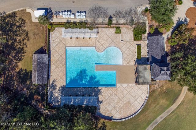 25 Sunset Hill, Hattiesburg, MS 39402