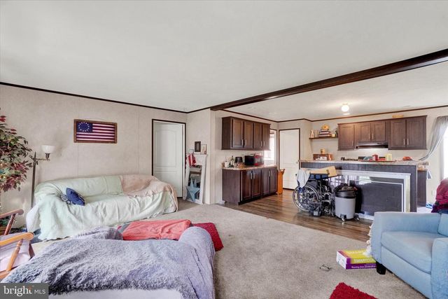 55 BIRCH LN, Columbia, PA 17512