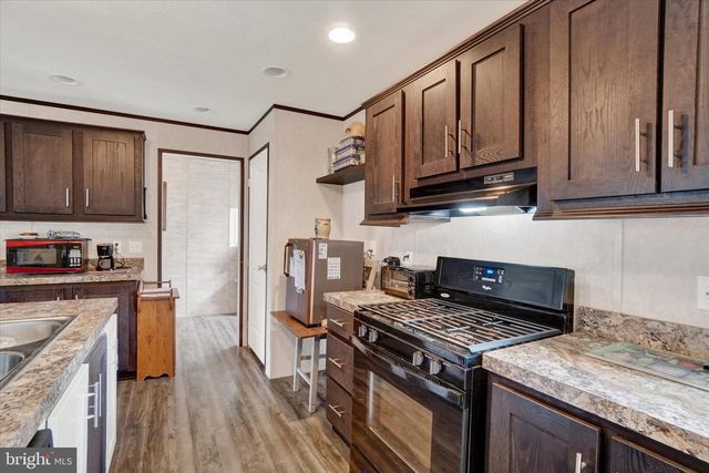 55 BIRCH LN, Columbia, PA 17512