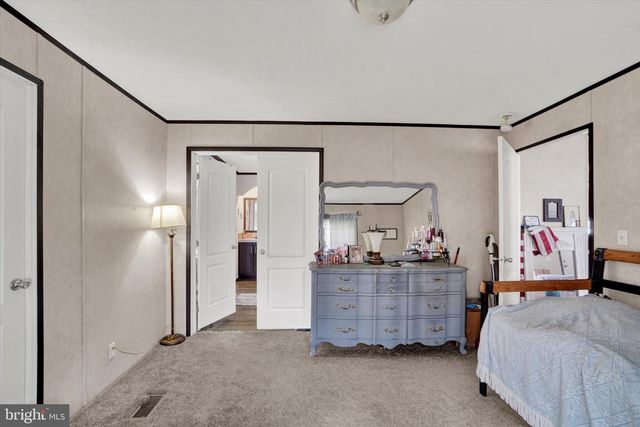 55 BIRCH LN, Columbia, PA 17512