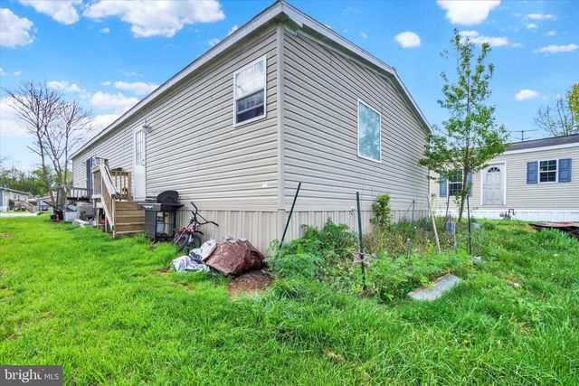 55 BIRCH LN, Columbia, PA 17512
