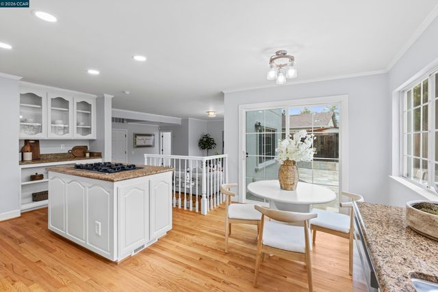 2411 Skylark Way, Pleasanton, CA 94566