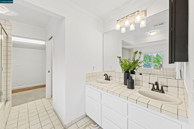 2411 Skylark Way, Pleasanton, CA 94566