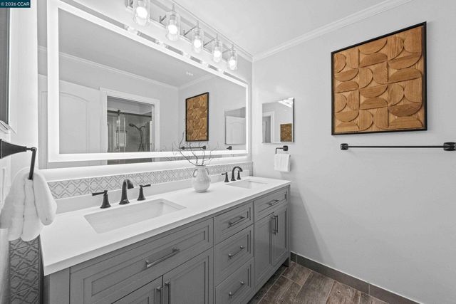 2411 Skylark Way, Pleasanton, CA 94566