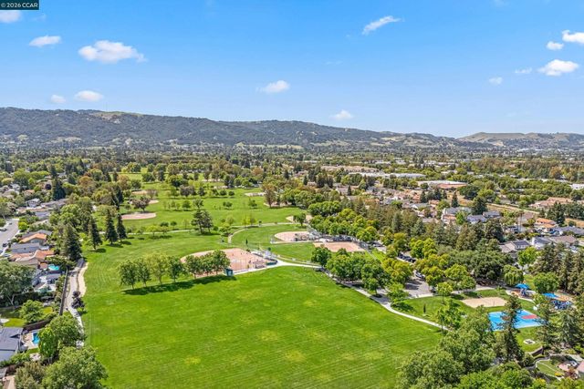 2411 Skylark Way, Pleasanton, CA 94566