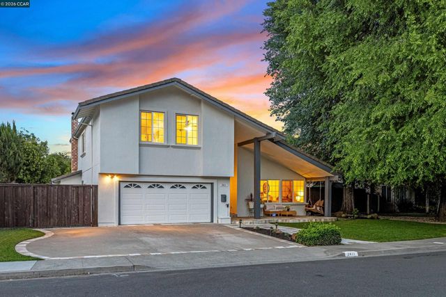 2411 Skylark Way, Pleasanton, CA 94566