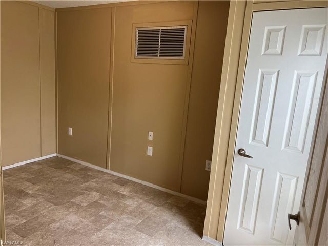 8086 Heck DR 14, North Fort Myers, FL 33917