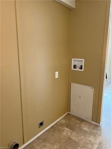 8086 Heck DR 14, North Fort Myers, FL 33917