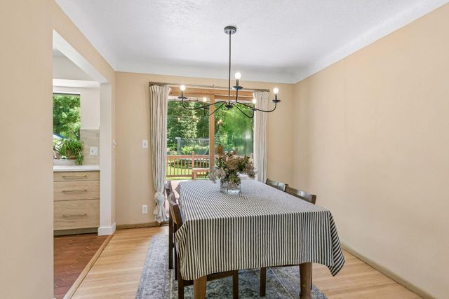 2356 Tophill Circle, Roseville, MN 55113
