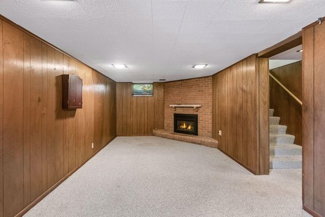 2356 Tophill Circle, Roseville, MN 55113