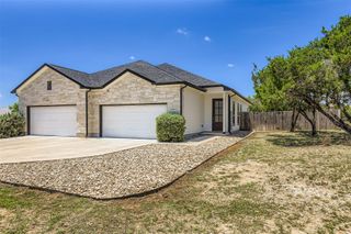 2500 American DR B, Lago Vista, TX 78645