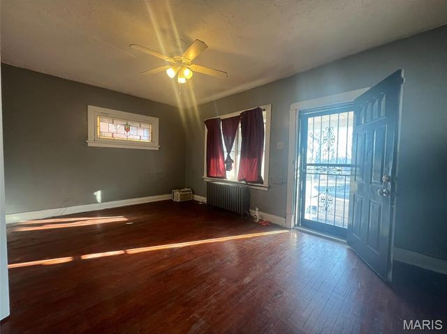 5929 Lucille Avenue, St Louis, MO 63136