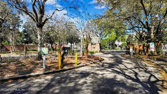 11354 CAMPFIELD Circle, Jacksonville, FL 32256