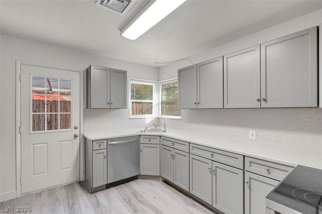 1050 Sweeney Avenue, Las Vegas, NV 89104