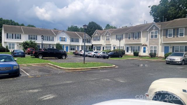 3129 Nevin Place Drive, Charlotte, NC 28269