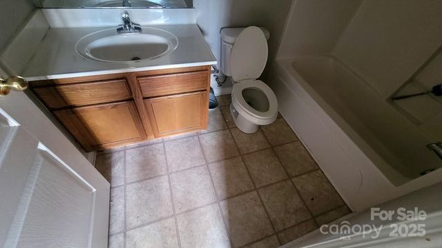 3129 Nevin Place Drive, Charlotte, NC 28269