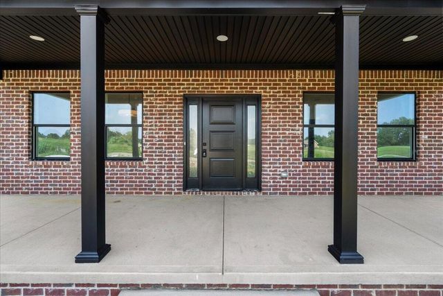 200 Maple Lawn Circle, Nicholasville, KY 40356