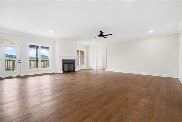 200 Maple Lawn Circle, Nicholasville, KY 40356