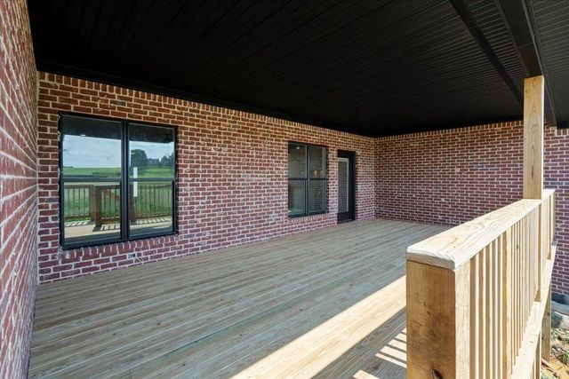 200 Maple Lawn Circle, Nicholasville, KY 40356