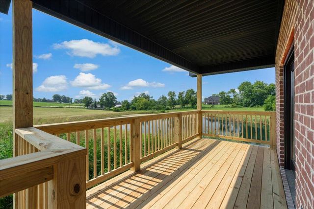 200 Maple Lawn Circle, Nicholasville, KY 40356