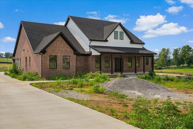 200 Maple Lawn Circle, Nicholasville, KY 40356