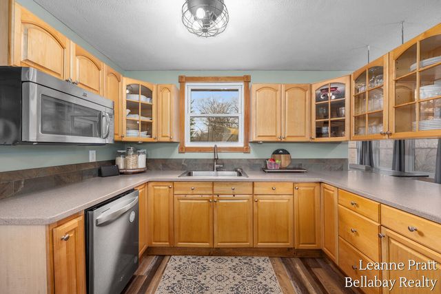 3840 Harrington Road, Delton, MI 49046