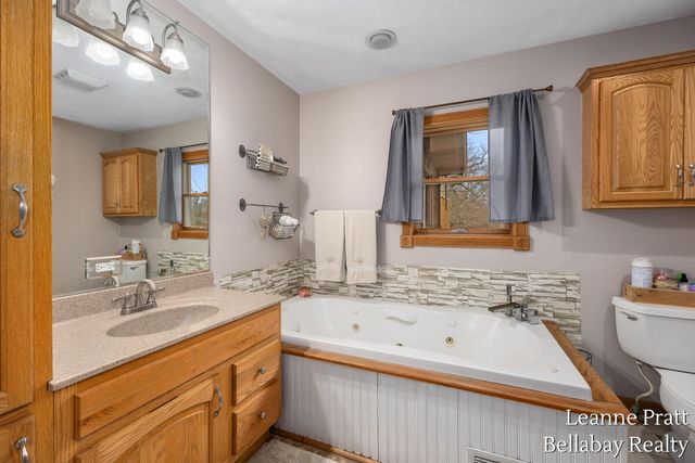 3840 Harrington Road, Delton, MI 49046