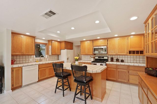 4111 Badger Ln, Placerville, CA 95667