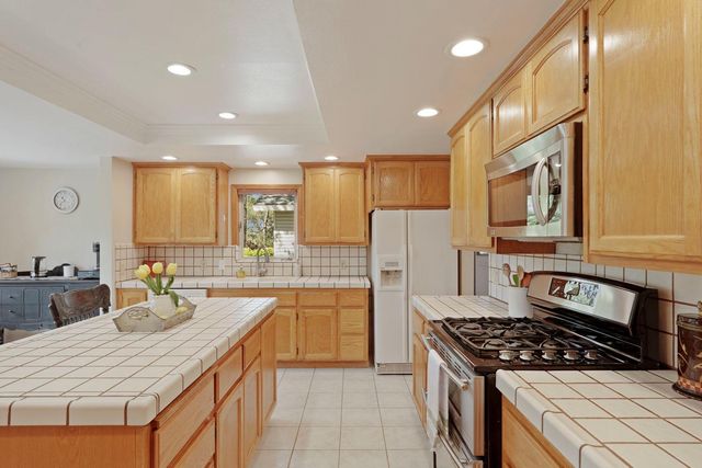 4111 Badger Ln, Placerville, CA 95667
