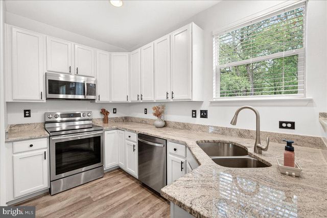 6736 WOODRIDGE RD, New Market, MD 21774