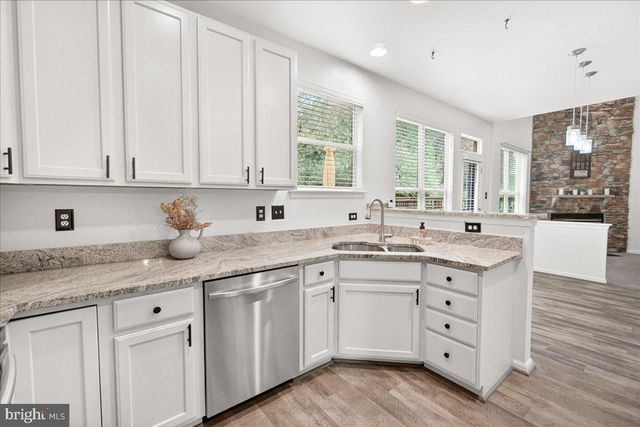 6736 WOODRIDGE RD, New Market, MD 21774