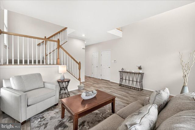 6736 WOODRIDGE RD, New Market, MD 21774