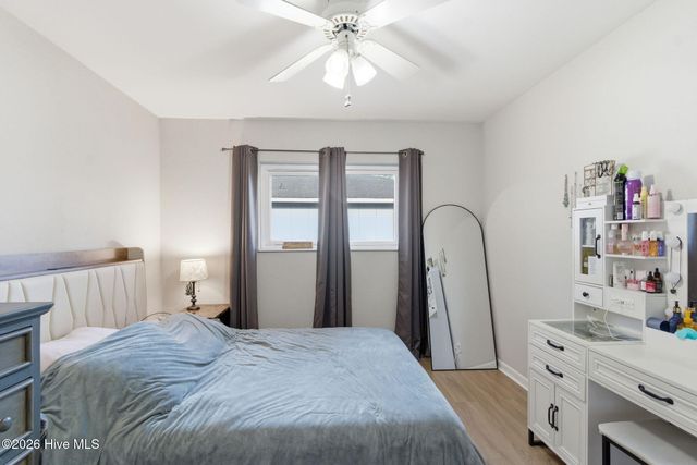 4523 Holly Tree Road 707, Wilmington, NC 28412