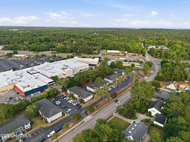 4523 Holly Tree Road 707, Wilmington, NC 28412