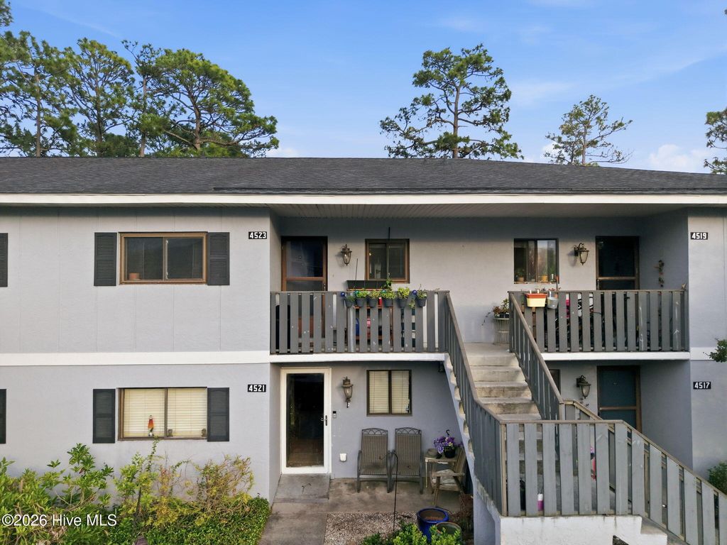 4523 Holly Tree Road 707, Wilmington, NC 28412