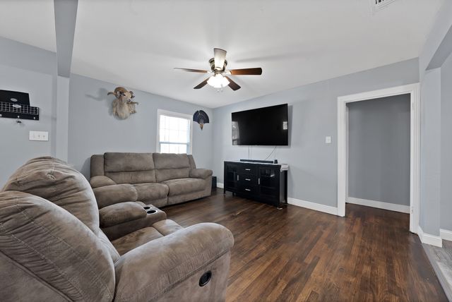4622 Newmore Avenue, Dallas, TX 75209