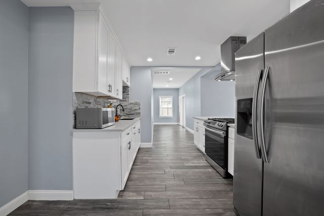 4622 Newmore Avenue, Dallas, TX 75209