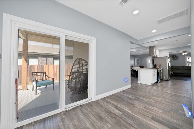 4622 Newmore Avenue, Dallas, TX 75209
